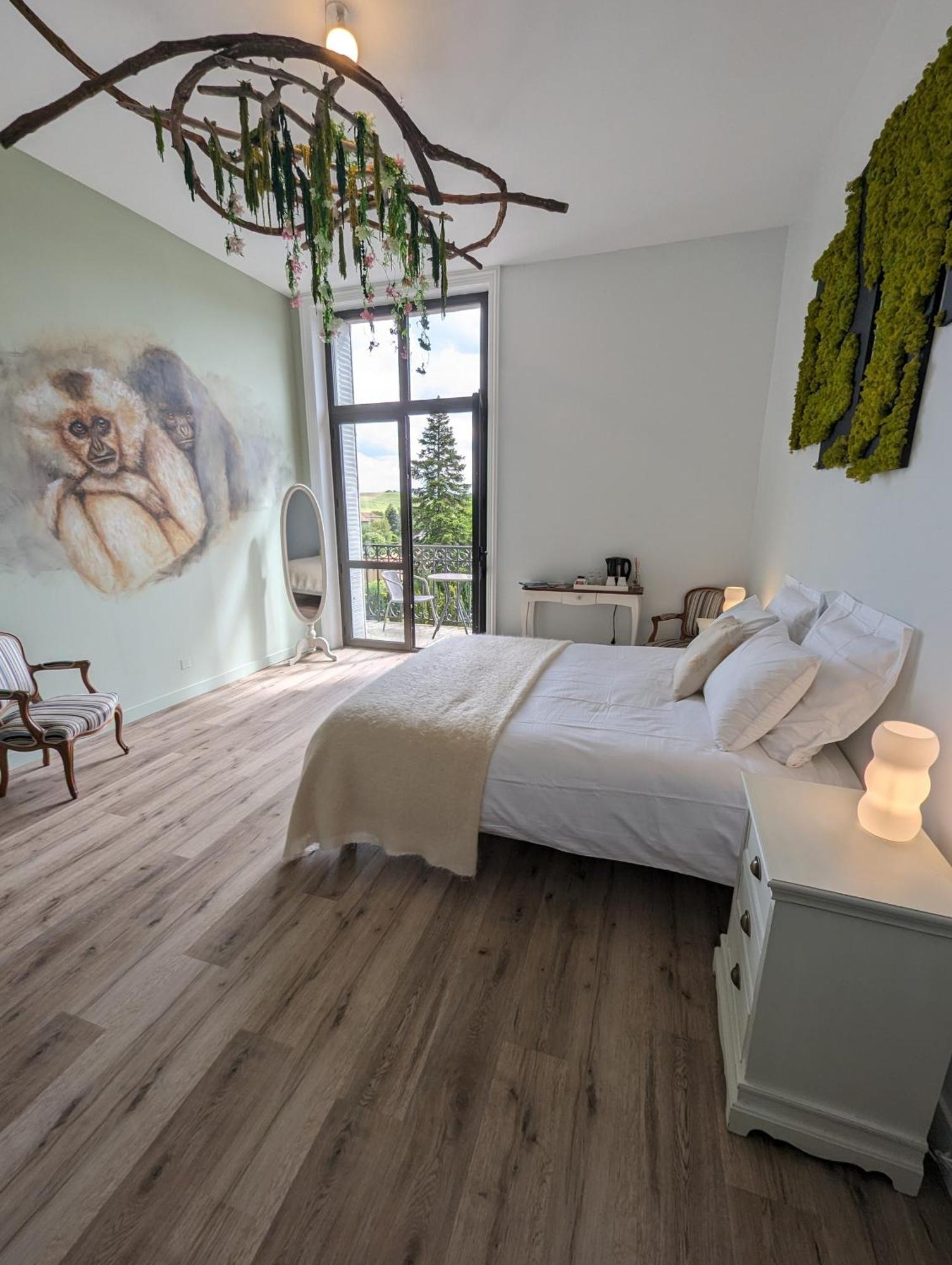 Manoir Des Reves Sauvages Hotel 3*